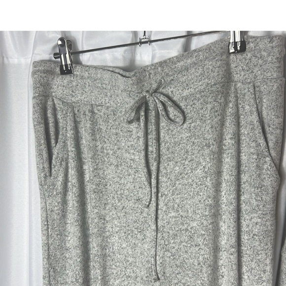 Fornia Loungewear Gray Set Multiple Sizes Available Brand New - Picture 9 of 12